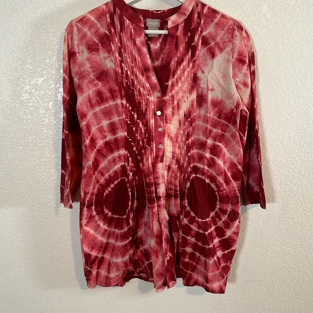 Chicos Tie Dye Pin Tuck Pop Over Blouse Size 4/6